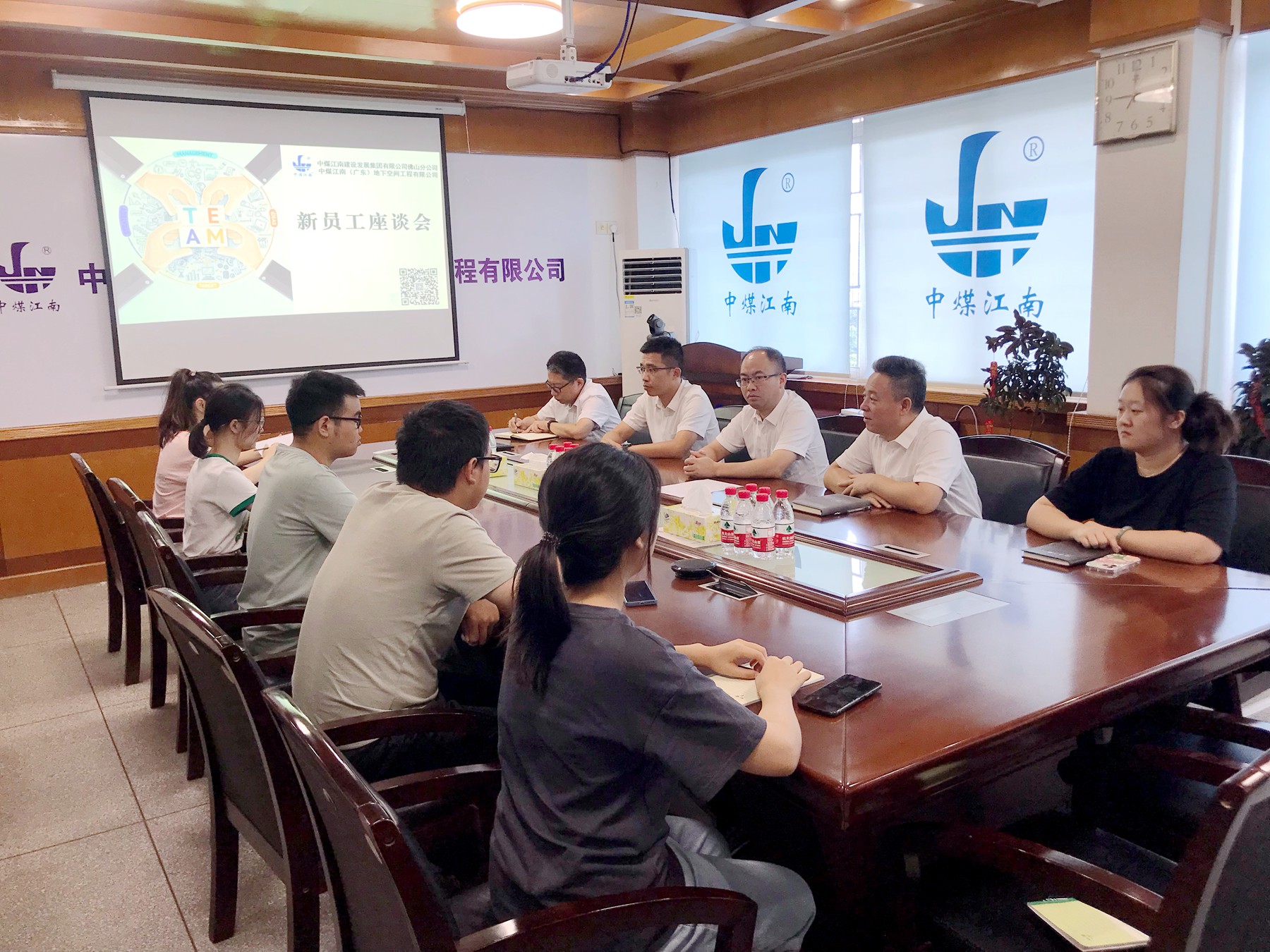 佛山分公司開展2023年新入職人員交流活動(dòng).jpg
