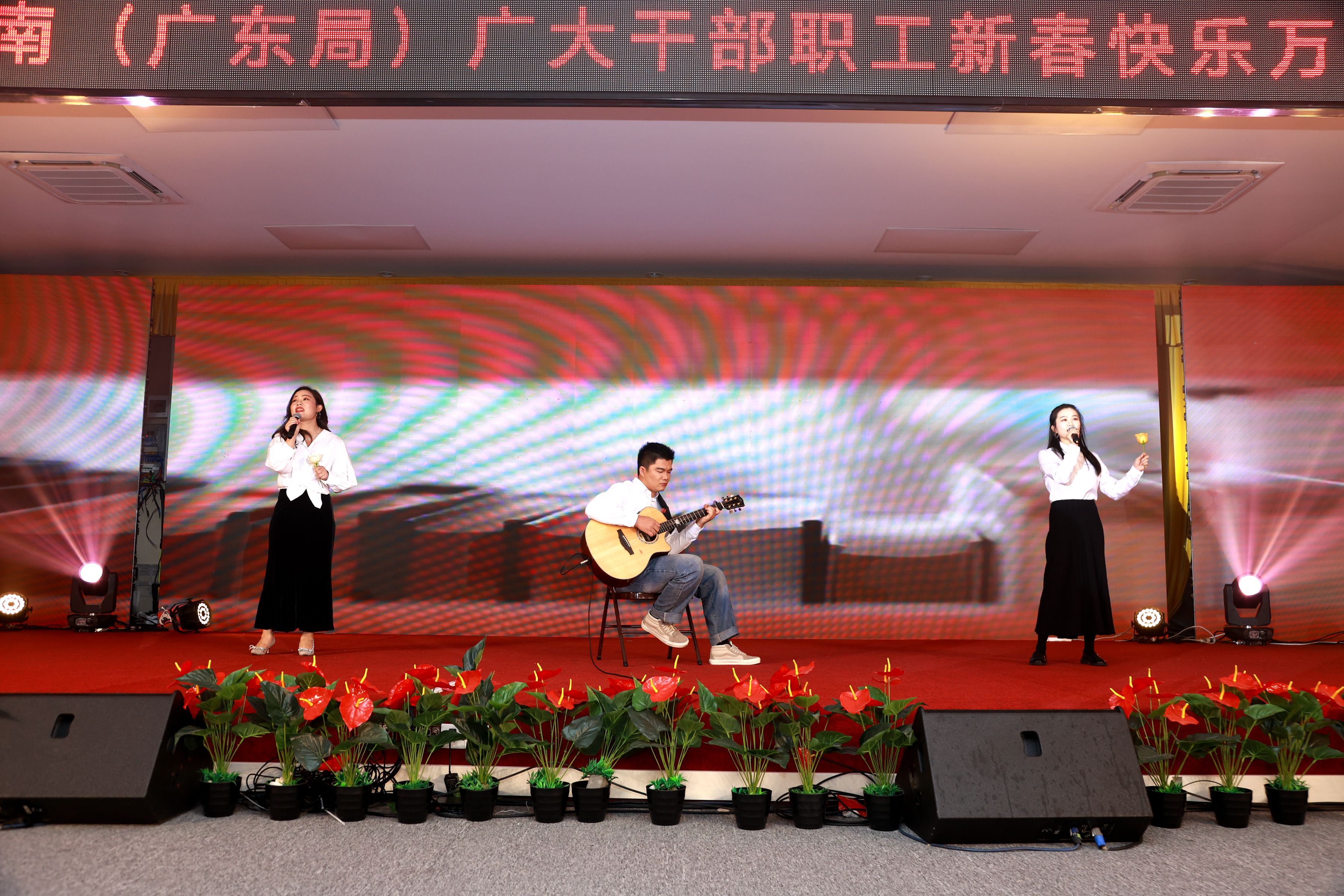 2.4.特種分公司女聲二重唱《那些花兒》（吉他伴奏）.jpg