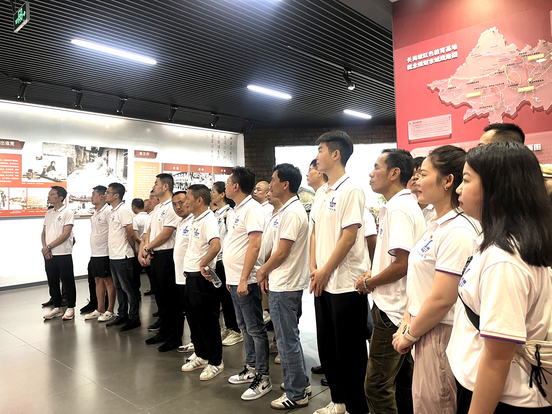 特種工程分公司前往羅定市、信宜市開展交流學(xué)習(xí)活動(dòng)2.jpg