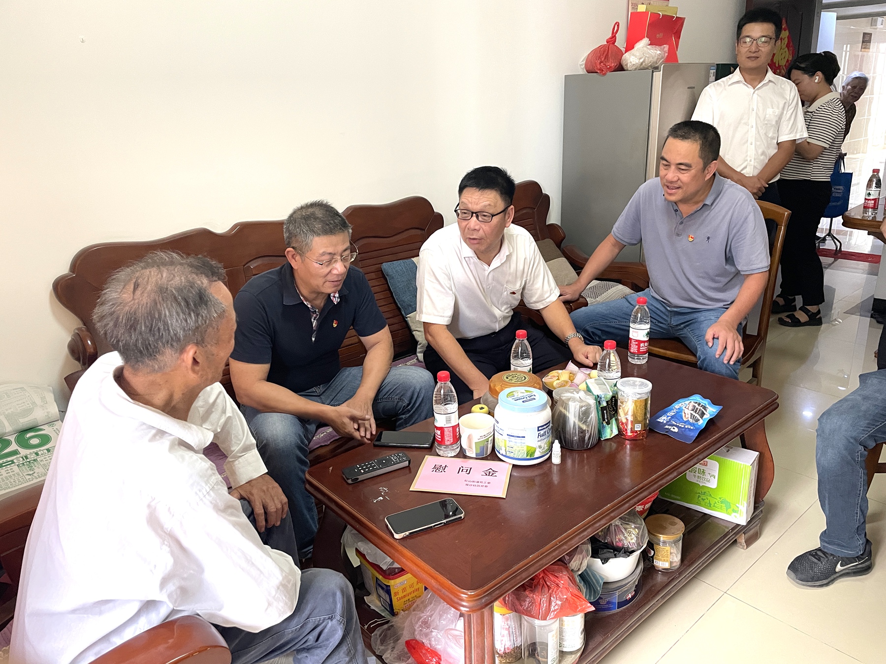 珠海分公司黨支部與雙沙社區(qū)黨組織開(kāi)展黨建共建活動(dòng)4.jpg