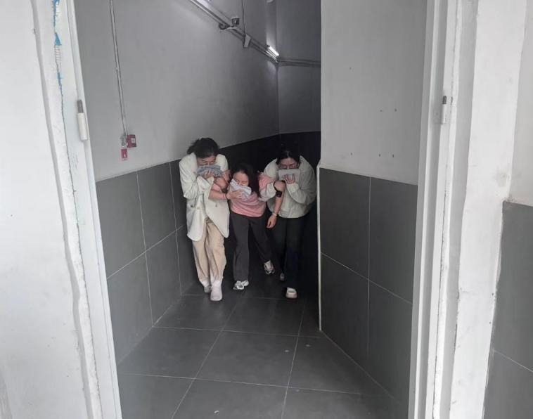 湖北分公司開展消防知識培訓(xùn)及演練活動(dòng)3.png
